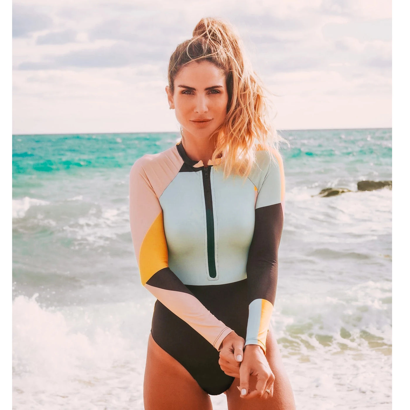 Long Sleeve Swimwear Surfing Bathing Suit Women Black and Print One Piece Swimsuit Retro Swimsuit Vintage One-piece Swim Suits