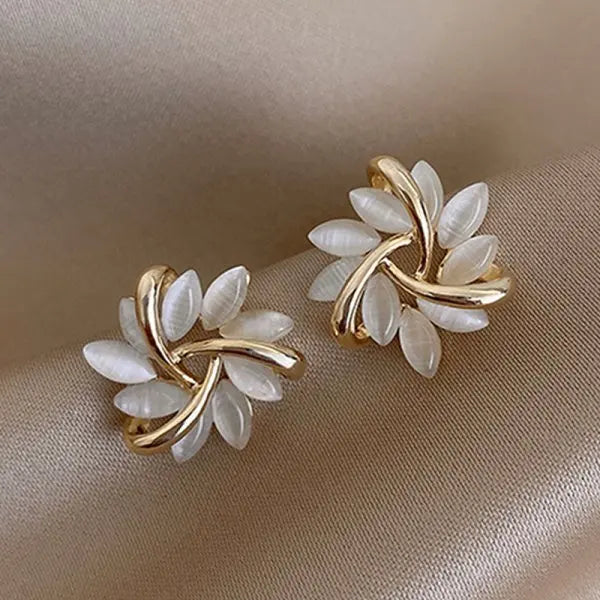 Rhinestone Flower Stud Earrings