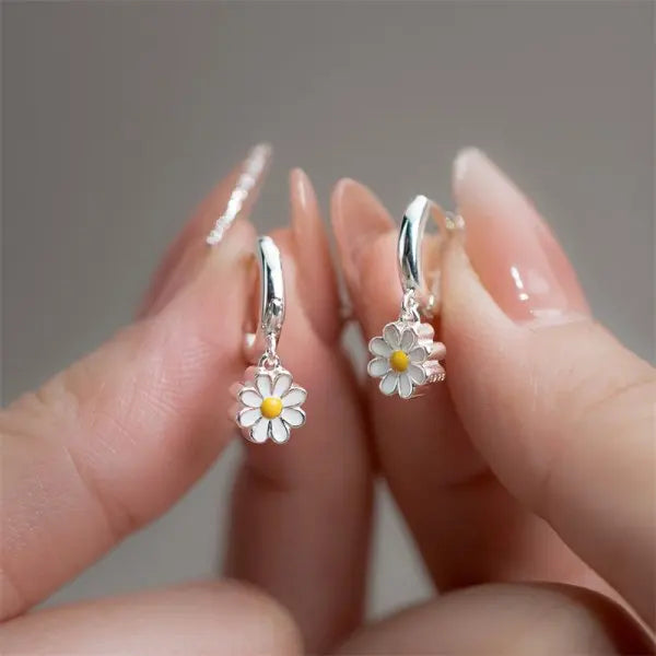 Rhinestone Flower Stud Earrings