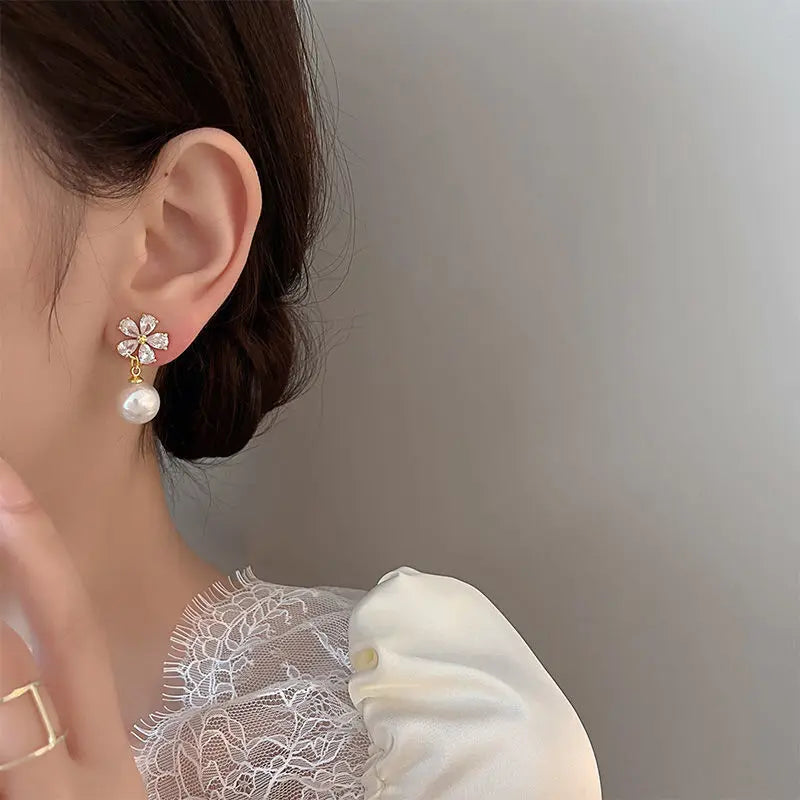 Rhinestone Flower Stud Earrings