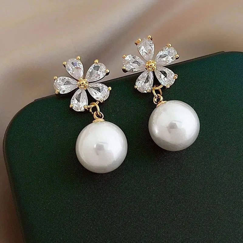 Rhinestone Flower Stud Earrings