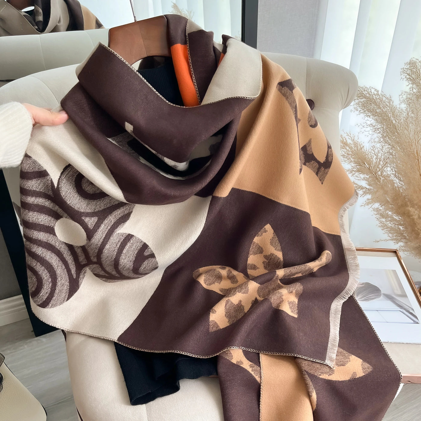 Floral Cashmere-Feel Warm Scarf